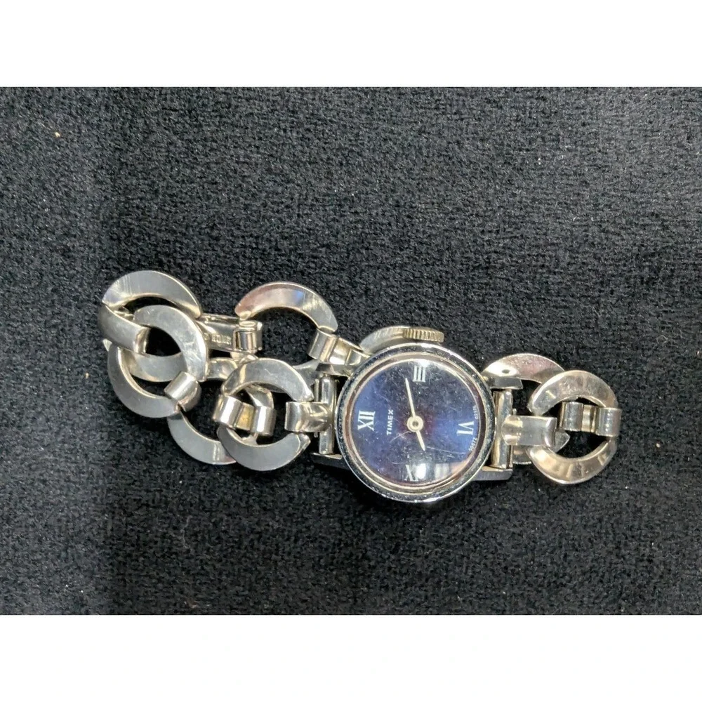 Women's Watch Lot Silver/Gold Toned (Lot of 5) Timex Relic Vivani Dainty Watches